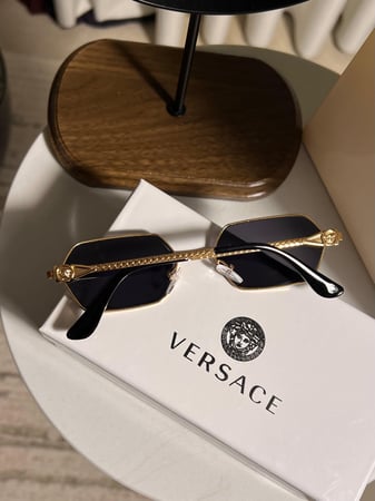 نظارة versace- اطار اسود - عدسه بني مدرج