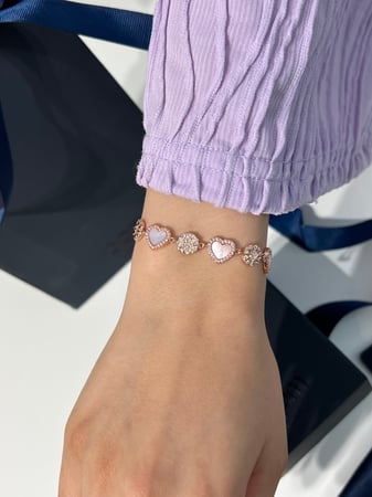 إسوارة apm وردي - روز قولد