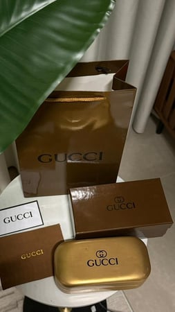 نظارة gucci - ملون