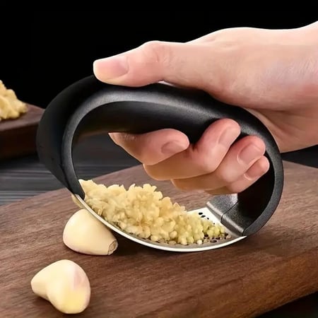 عصارة ثوم قطعة واحدة