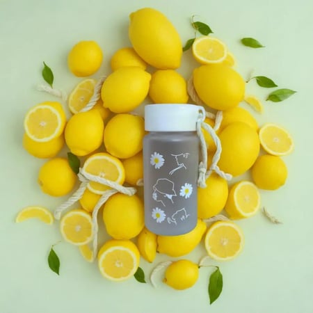 زمزمية أنيقة للرياضيين (شفاف - شفاف ضبابي) قطعة واحدة