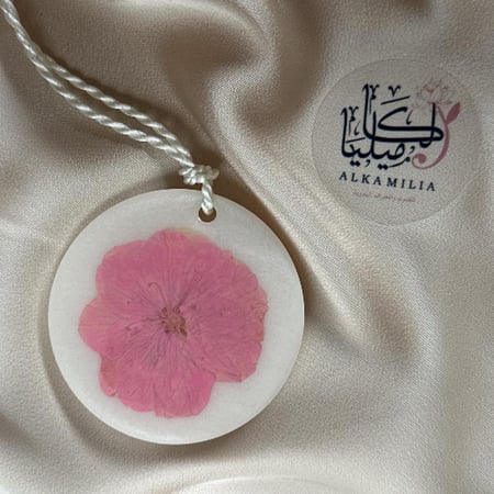 تعليقة سيارة 6سم ورده
