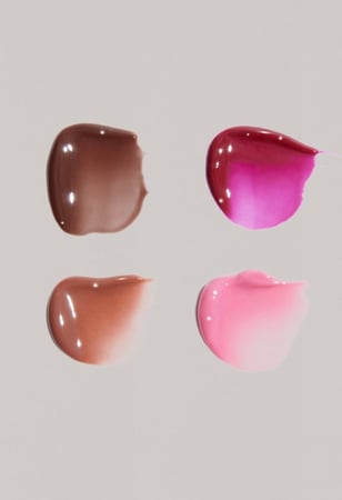 Rhode - Tinted Peptide Lip Treatment: Toast   روود - مرطب الشفاه بالببتيد بلون توست (مشمشي)