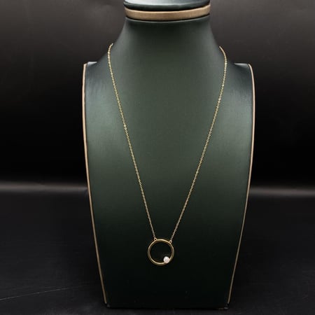 عقد ذهب عيار 18 الوزن 1.6 جرام