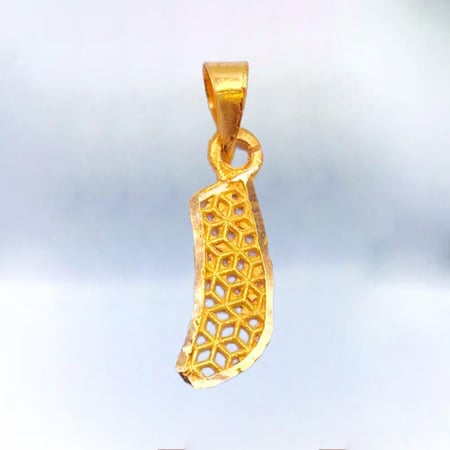 تعليقه ذهب عيار 21 الوزن 1.04 جرام
