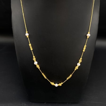 عقد ذهب عيار 21 الوزن 4.7 جرام