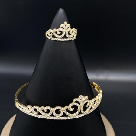 أسوارة مع الخاتم ذهب عيار 18 الوزن 10.1 جرام