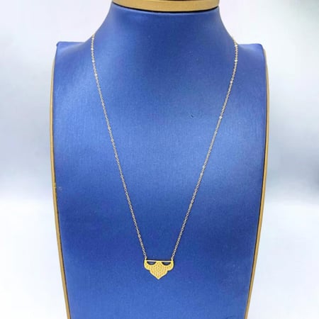 عقد ذهب عيار 18 الوزن 0.8 جرام