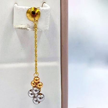 طقم ذهب عيار 18 الوزن 7.8 جرام