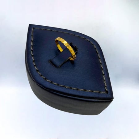 دبله ذهب عيار 21 الوزن 1.17 جرام