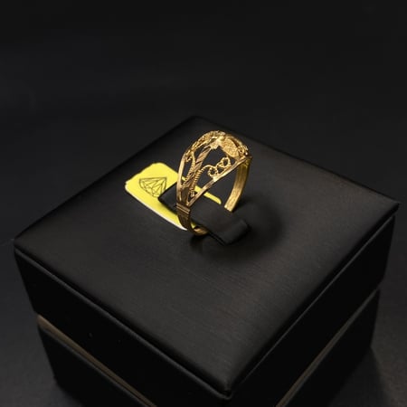 خاتم ذهب عيار 21 الوزن 2.1 جرام