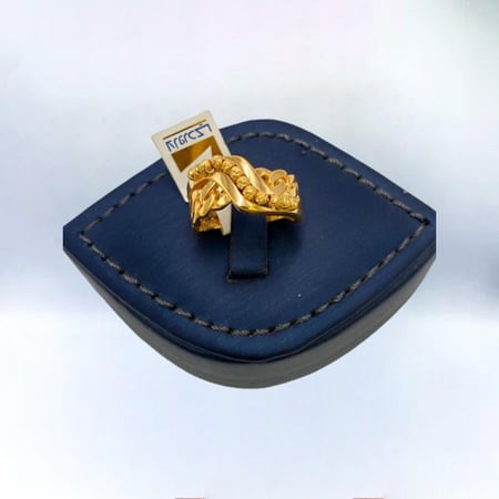 خاتم ذهب عيار 21 الوزن 6.30 جم