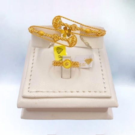 أسواره معا الخاتم ذهب عيار 21 الوزن  11.47 جم