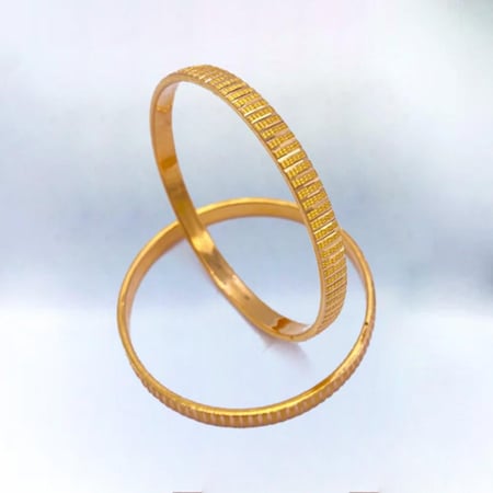 غوايش ذهب عيار 21 الوزن 9.7 جرام