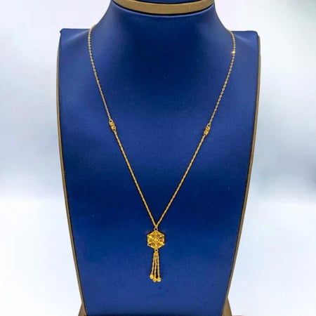 عقد ذهب عيار 21 الوزن 1.83 جم