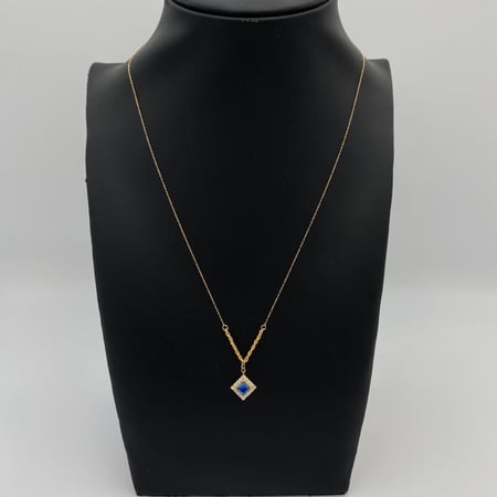 عقد ذهب عيار 21 الوزن 1.07 جرام