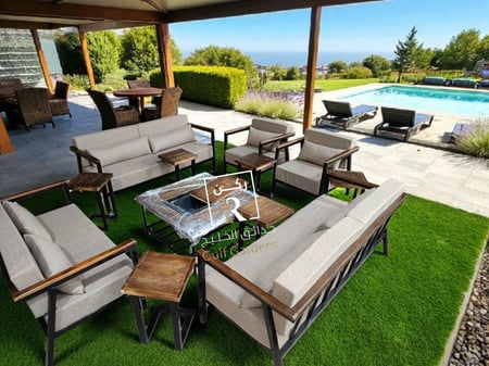 جلسه 10 اشخاص  حديد مع طاوله كبير منقد و4 طاولات خدمه خدمه