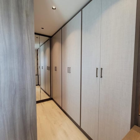 خزانة ملابس درف وتسريحة موديل أمبريال Imperial