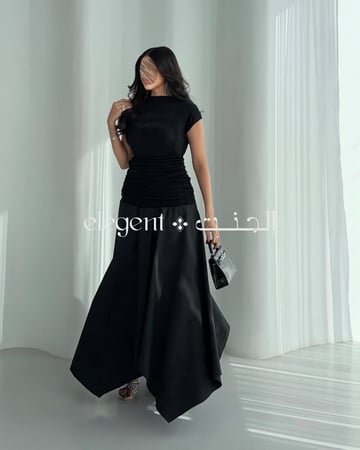 فستان أسود ناعم مناسب للسهرات