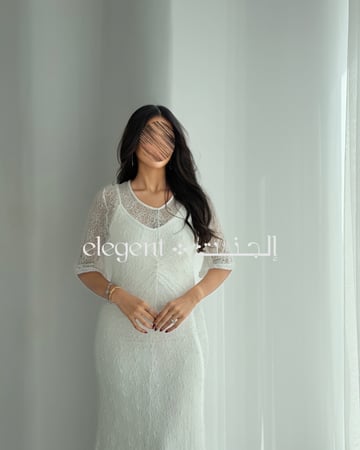 فستان دانتيل بقصة ناعمة للمناسبات الراقية
