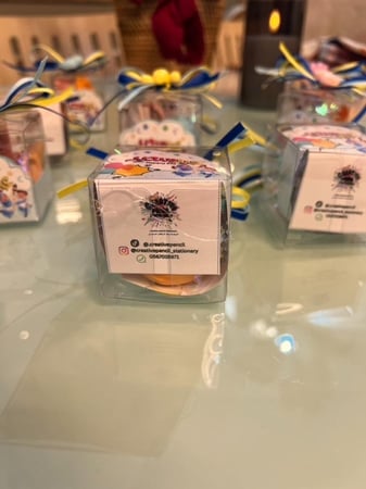 مكعب عيد سعيد