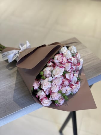 10 اغصان بيبي روز