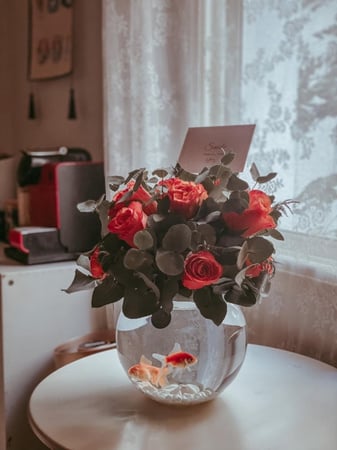 فازة سمك 10 وردات جوري