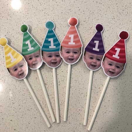 استيكر بصورة شخصية حسب الطلب