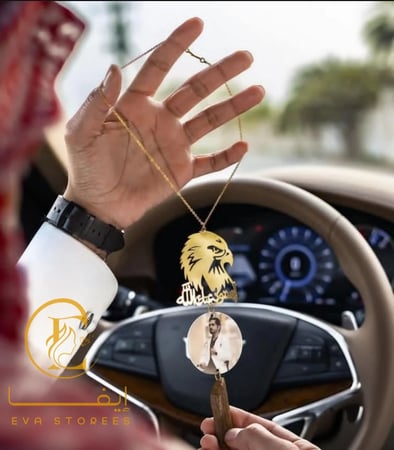 تعليقه الصقر بصوره حسب الطلب