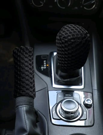 غطاء ناقل تروس مع فرملة اليد