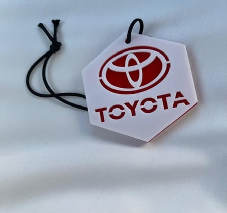 تعليقة مراية تايوتا