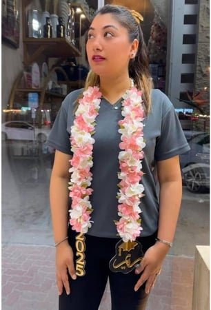 عقد تخرج ورد تعليقات ورد التخرج متجر فنون عقود ورد تخرج 2025 طوق ورد