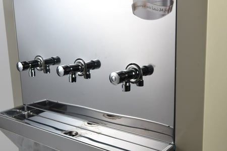 برادة مياه الغدير 120 لتر بارد