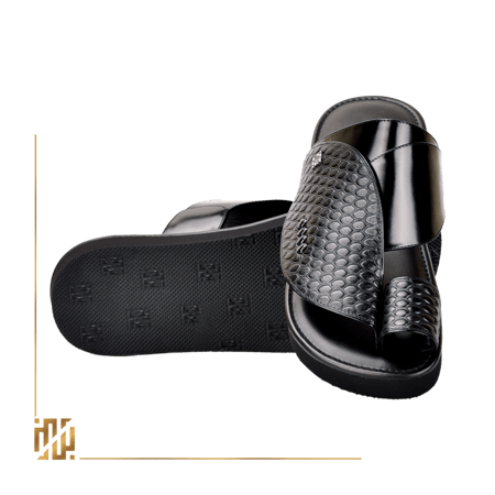 حذاء على نسق تخاريج باللون الأسود