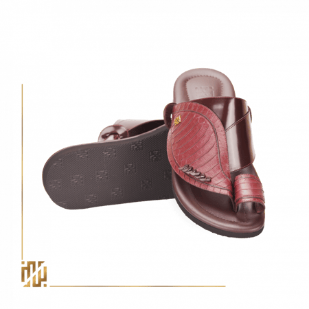 زبيرية على جلد حية باللون العنابي