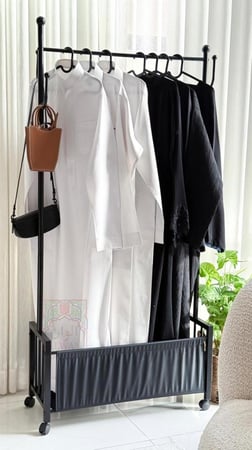 سلة تخزين متعددة الاستخدامات بعجلات – تصميم معدني وأنيق