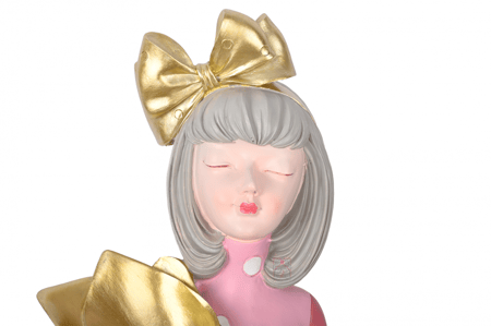 فازة ورد شكل بنت