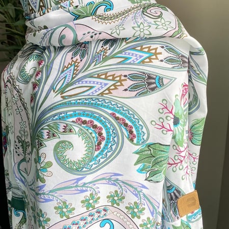 شرشف صلاة سحاب بكم مطاط مع كلوش بسيط