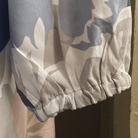 شرشف صلاة سحاب بثنيات من الجانبين من الأمام والخلف