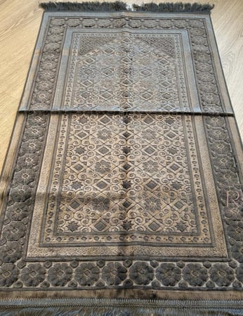 سجادة صلاة - رصاصي غامق