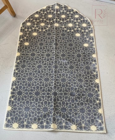سجادة صلاة - رصاصي