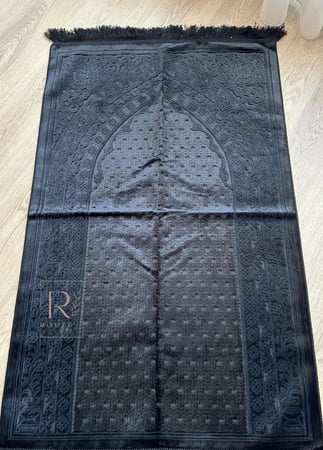 سجادة صلاة - اسود