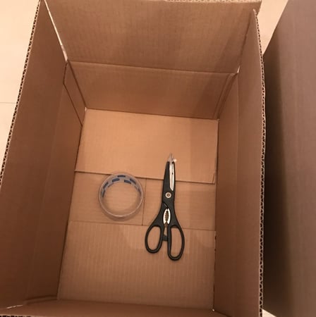 20كرتون شحن طول 39 سم عرض 28 سم ارتفاع 15 سم