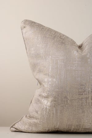 كوشنز بيج و فضي