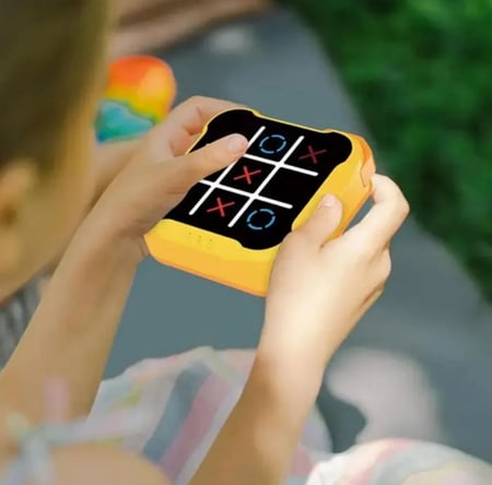 اكس او الكترونية بعدة لاعبين