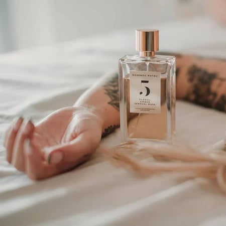 عطر روسيندو