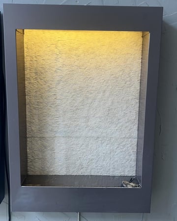 شلال جداري وسط - كما هي