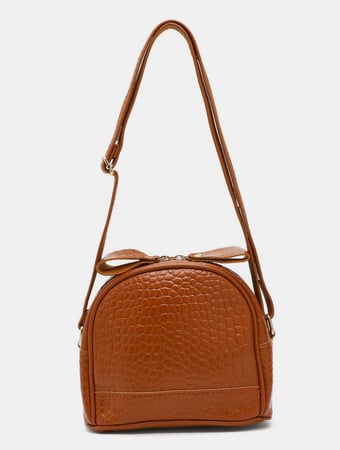 حقيبة كتف بني