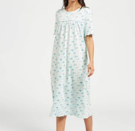 روب نوم بأكمام قصيرة