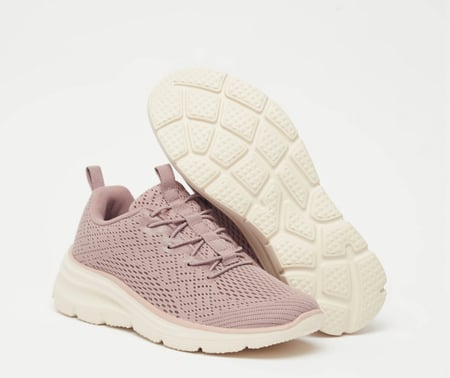 حذاء رياضي سهل الارتداء